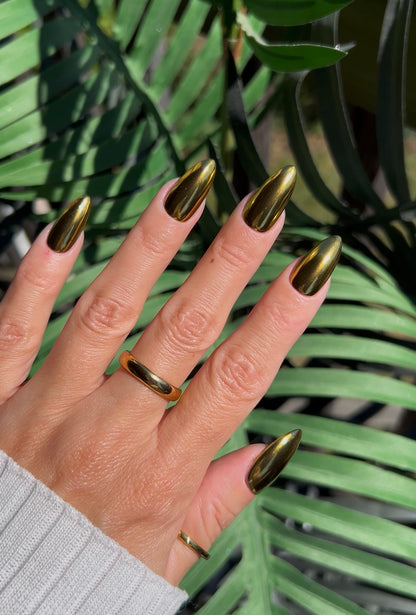 Golden goddess