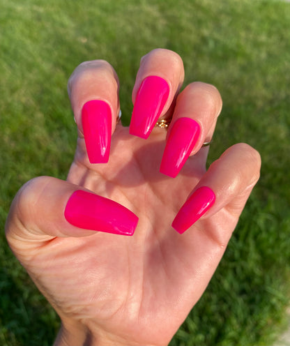 Magenta aura